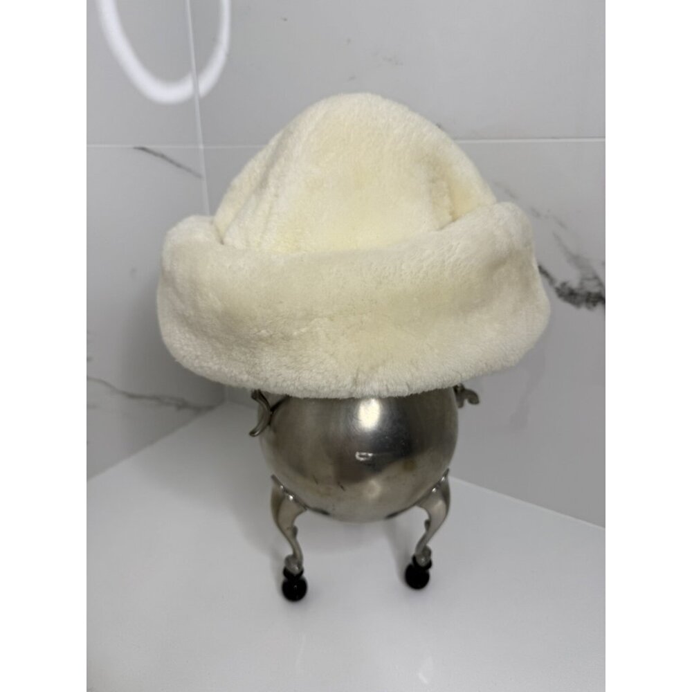 Cream Faux Fur Winter Hat - Brand Unspecified